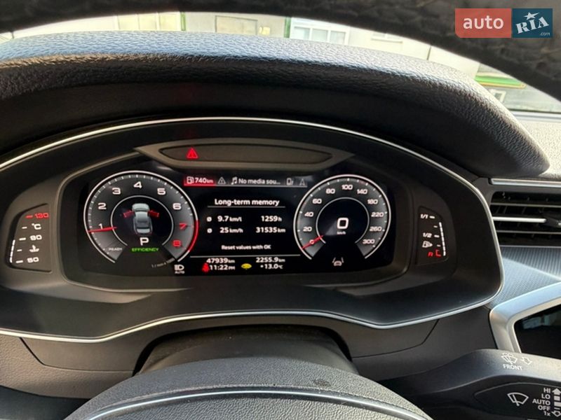 Седан Audi A6 2022 в Львові