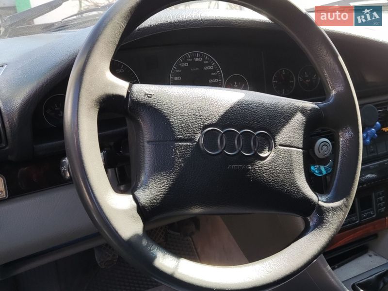 Седан Audi A6 1997 в Киеве