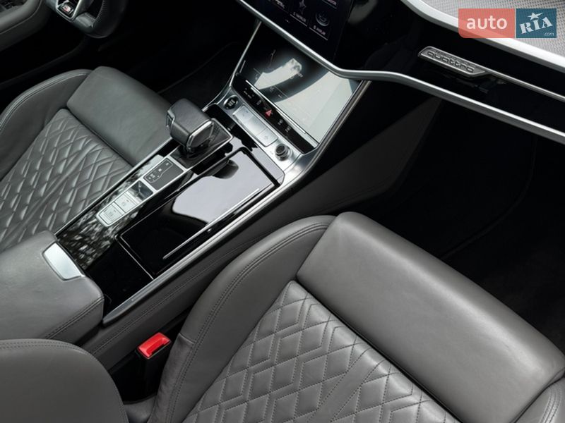 Седан Audi A6 2020 в Львові