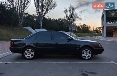 Седан Audi A6 1995 в Одесі