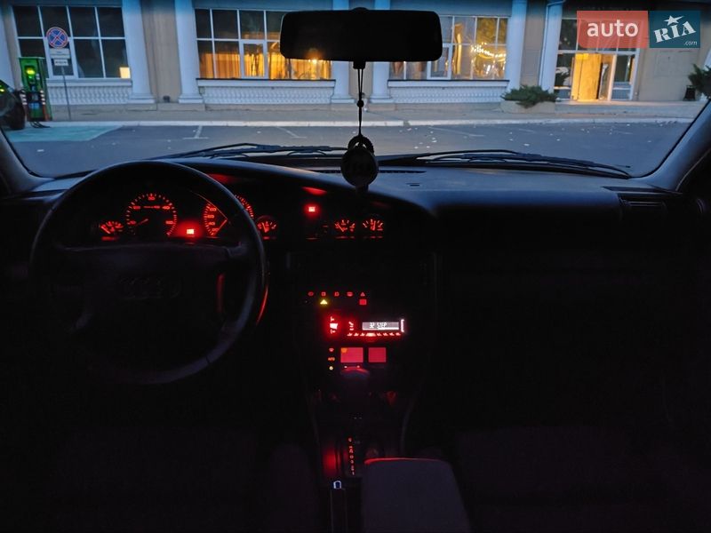 Седан Audi A6 1995 в Одесі