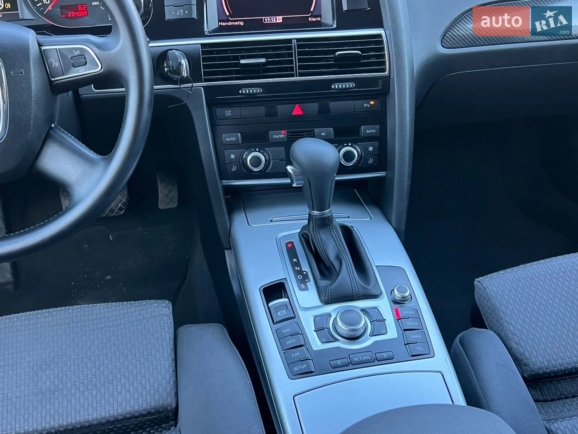 2010 Audi A6 - мініатюра 26