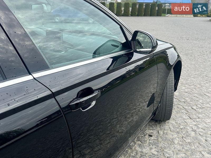 Седан Audi A6 2012 в Жовкве