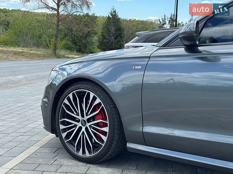 Седан Audi A6 2012 в Ужгороде