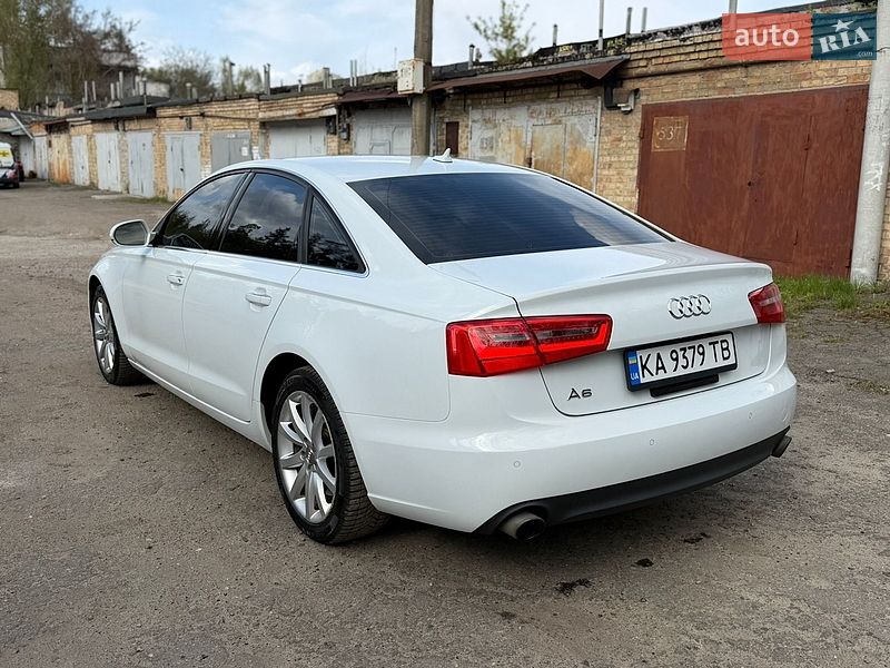 Седан Audi A6 2014 в Киеве