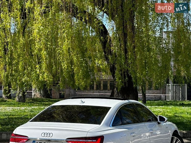 Седан Audi A6 2019 в Ивано-Франковске