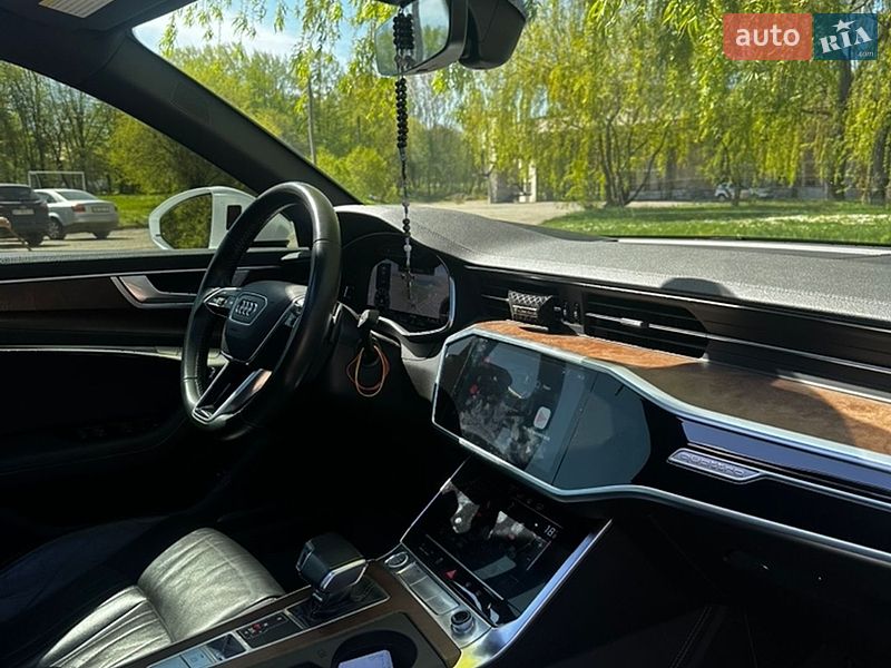 Седан Audi A6 2019 в Ивано-Франковске