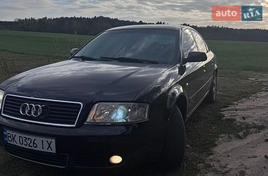 Седан Audi A6 2004 в Сарнах