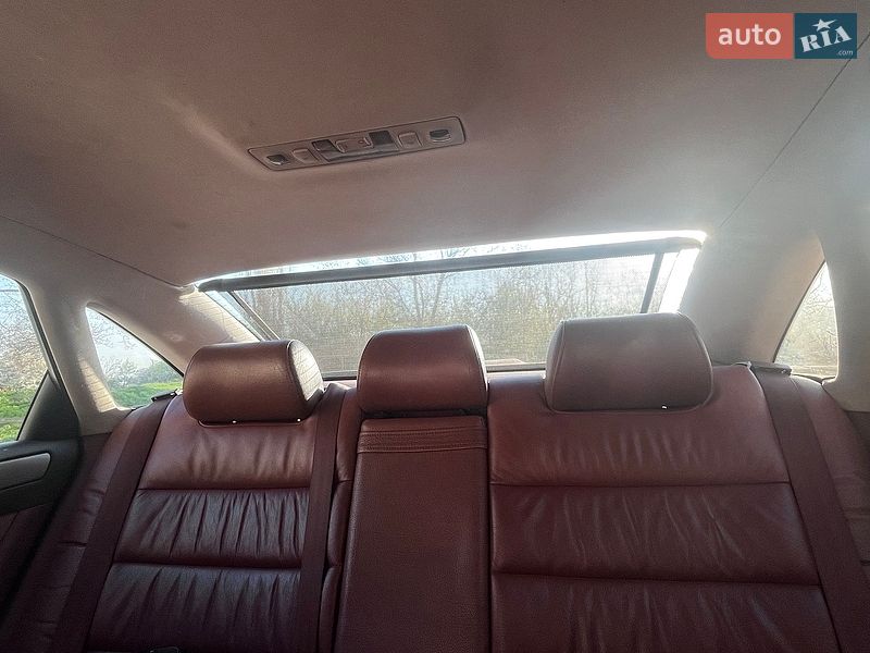Седан Audi A6 1998 в Новому Бузі