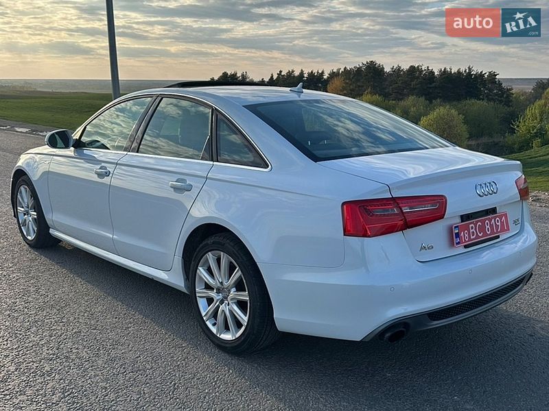 Седан Audi A6 2014 в Ровно