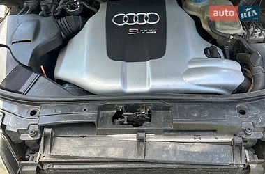 Універсал Audi A6 2000 в Ужгороді