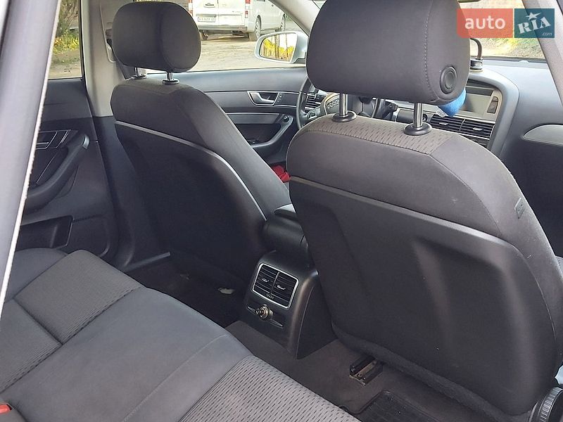Седан Audi A6 2006 в Ромнах