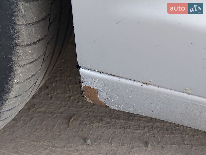Седан Audi A6 2006 в Ромнах