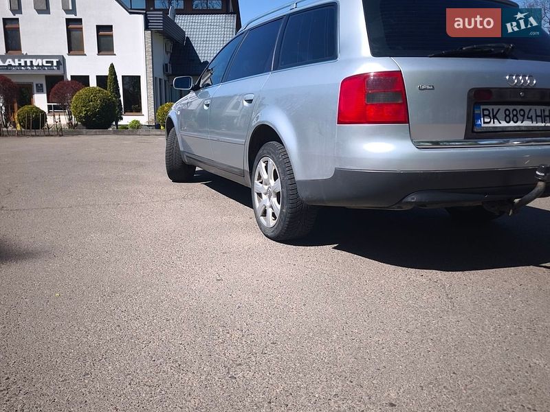 Універсал Audi A6 1999 в Вараші