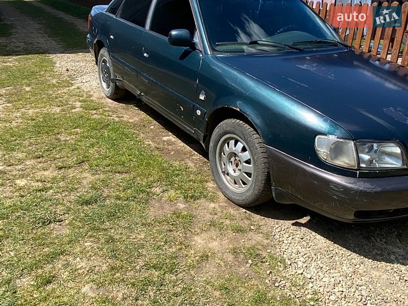 Седан Audi A6 1995 в Долине