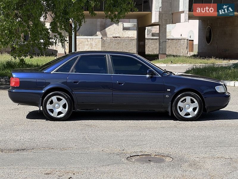 Седан Audi A6 1996 в Дніпрі