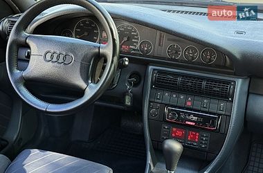 Седан Audi A6 1996 в Дніпрі