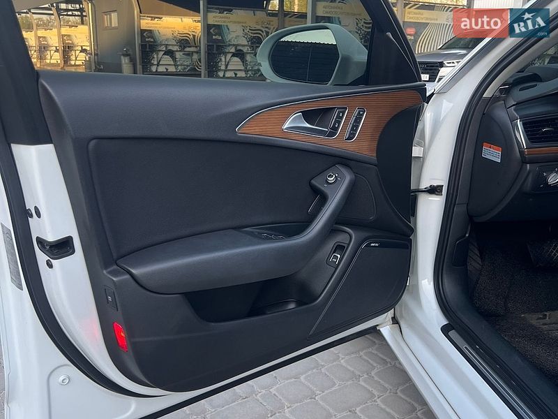 Седан Audi A6 2016 в Киеве