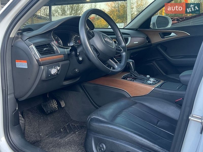 Седан Audi A6 2016 в Киеве