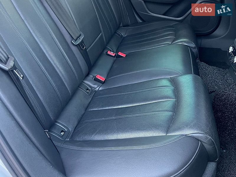 Седан Audi A6 2016 в Киеве