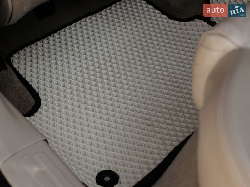 Универсал Audi A6 2011 в Ровно