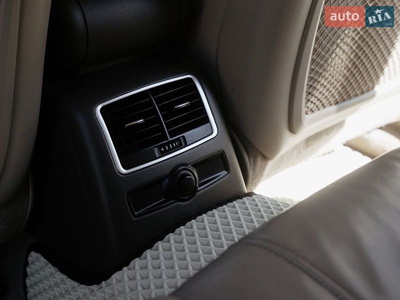 Универсал Audi A6 2011 в Ровно