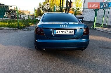 Седан Audi A6 2004 в Смеле