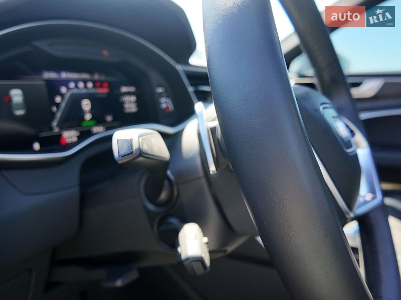 Седан Audi A6 2022 в Киеве