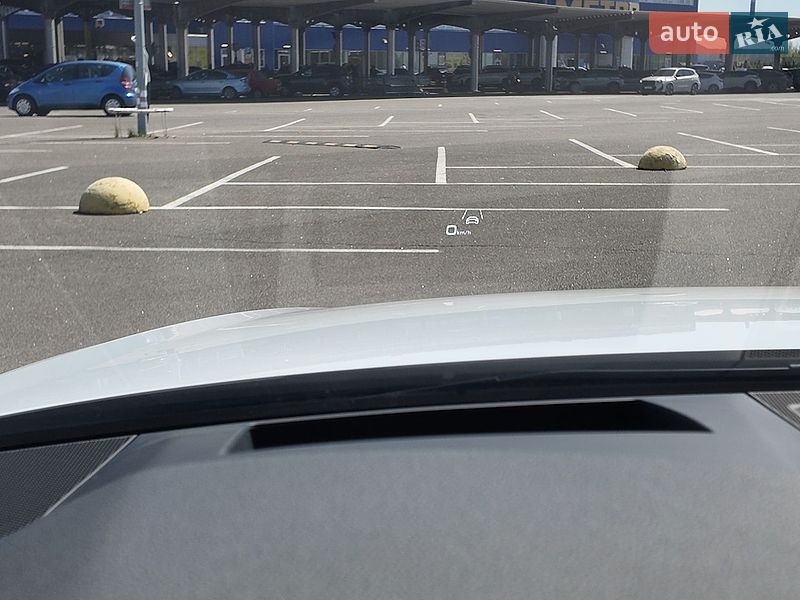 Седан Audi A6 2022 в Киеве