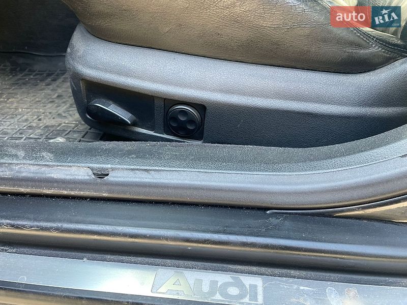 Седан Audi A6 2001 в Запорожье