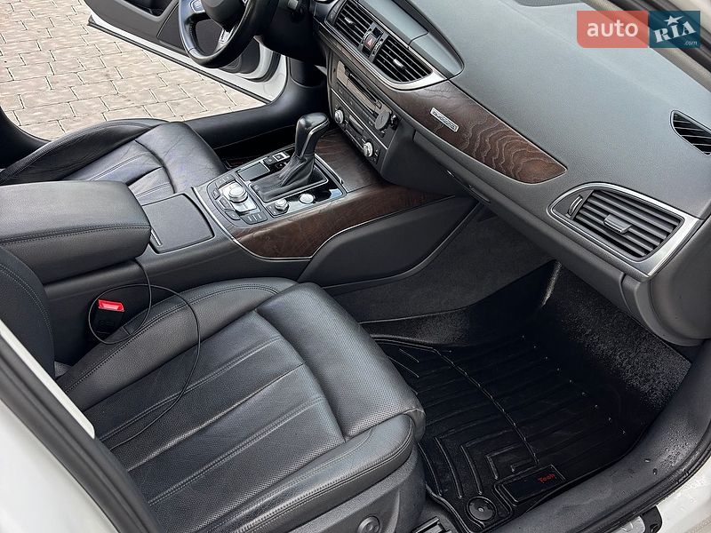 Седан Audi A6 2016 в Киеве