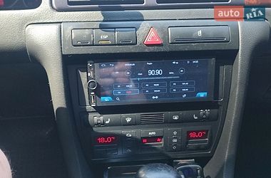 Седан Audi A6 2003 в Остроге