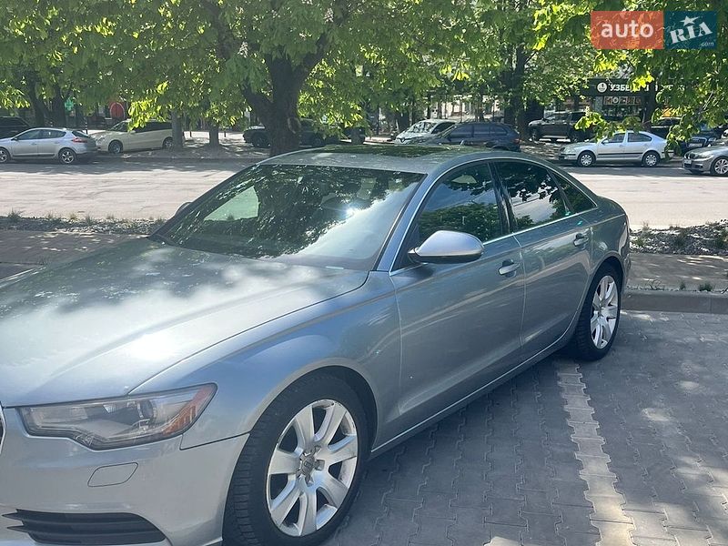 Седан Audi A6 2014 в Луцьку