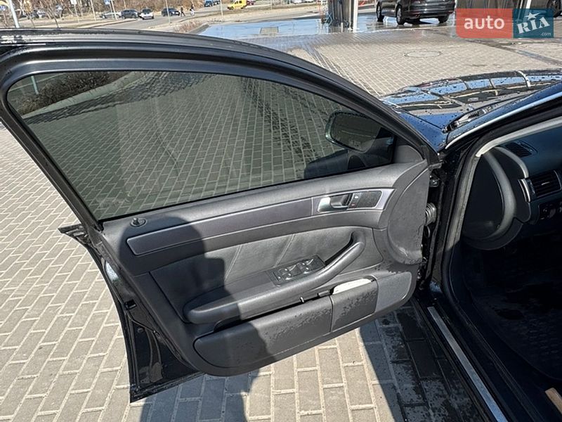 Универсал Audi A6 2003 в Киеве