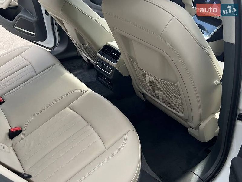 Седан Audi A6 2019 в Львове