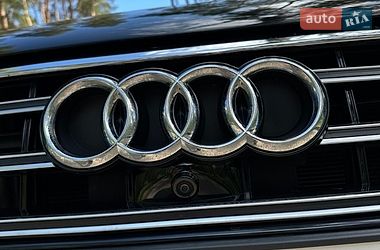 Седан Audi A6 2018 в Новояворовске