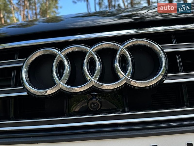 Седан Audi A6 2018 в Новояворовске
