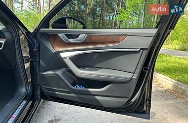 Седан Audi A6 2018 в Новояворовске