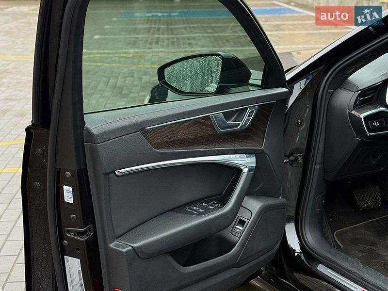 Седан Audi A6 2019 в Киверцах