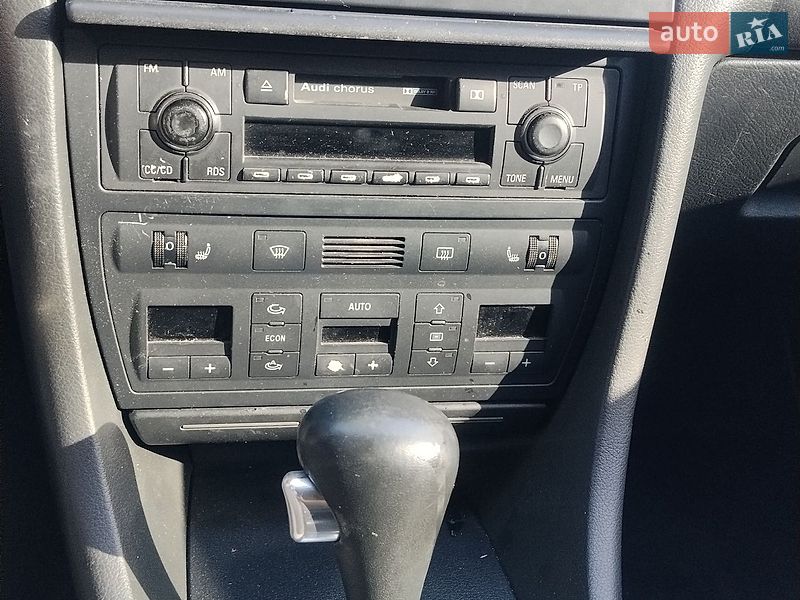 Универсал Audi A6 2004 в Коростене