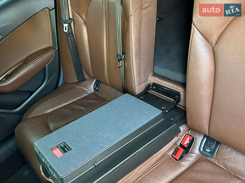 Седан Audi A6 2012 в Ровно