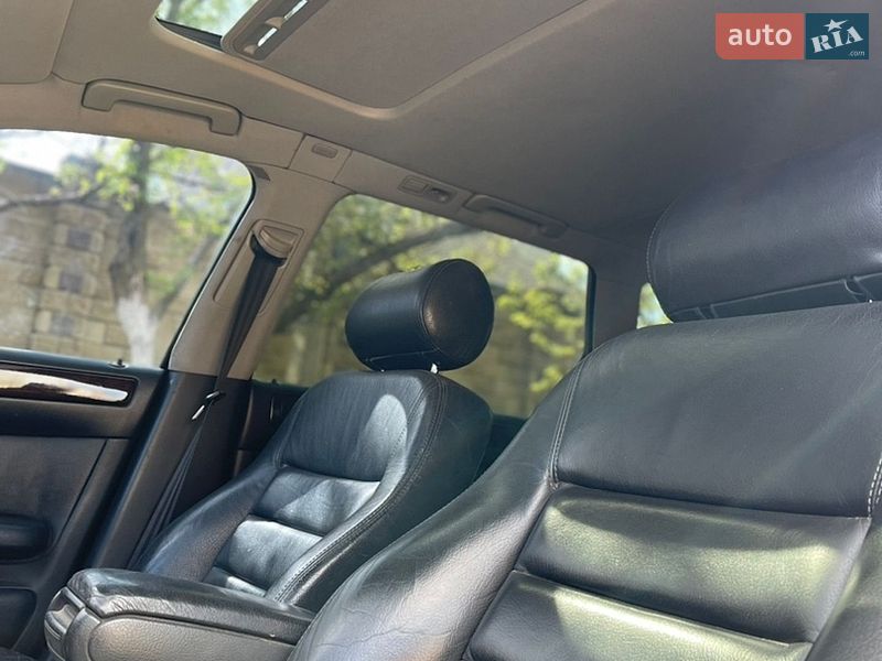 Универсал Audi A6 2002 в Ровно