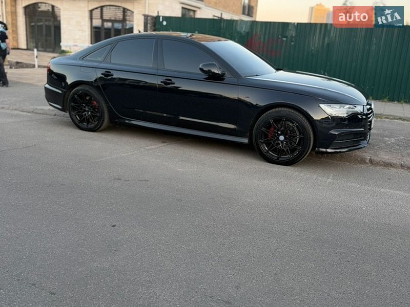 Седан Audi A6 2017 в Киеве