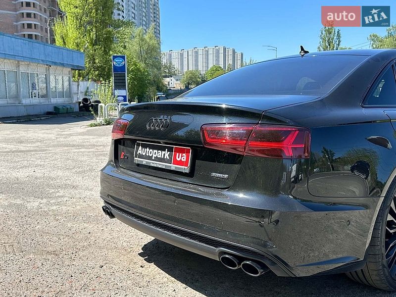 Седан Audi A6 2016 в Киеве