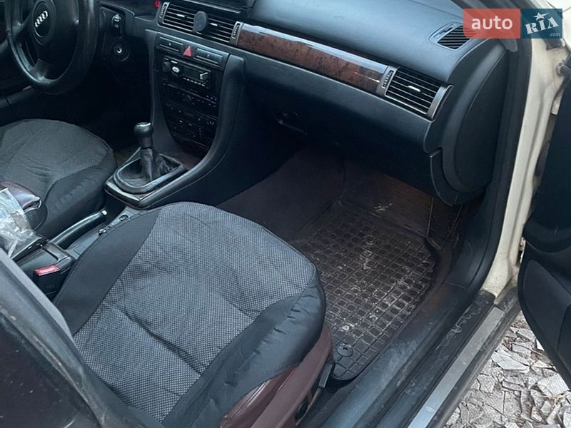 Універсал Audi A6 2000 в Дніпрі