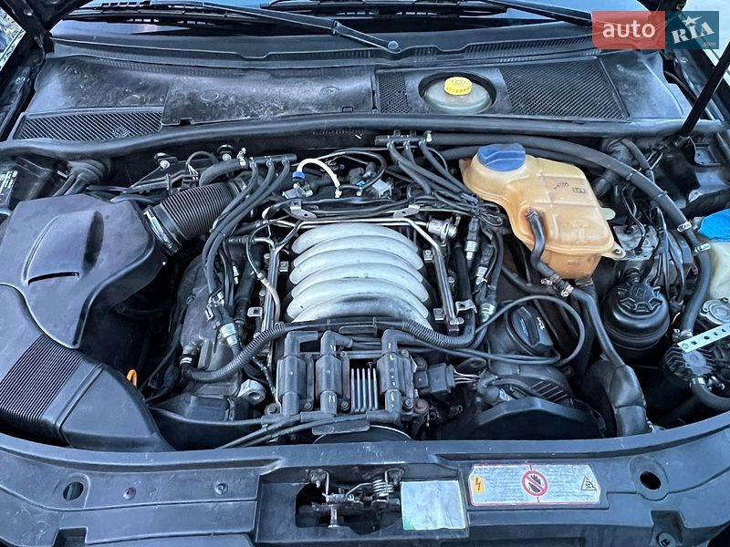 Седан Audi A6 1998 в Требухові