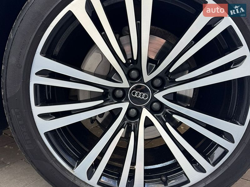 Седан Audi A6 2023 в Івано-Франківську