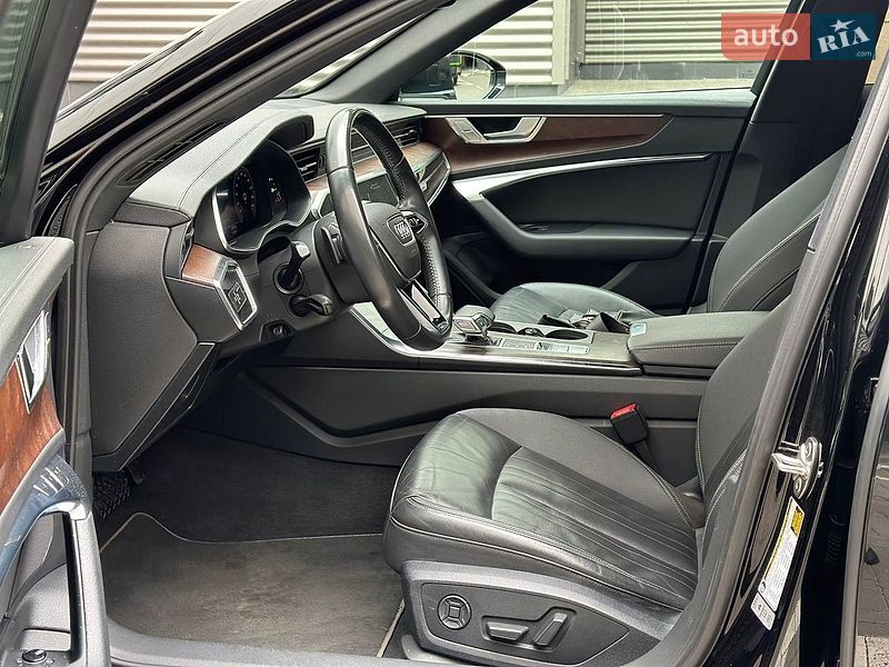 Седан Audi A6 2018 в Киеве