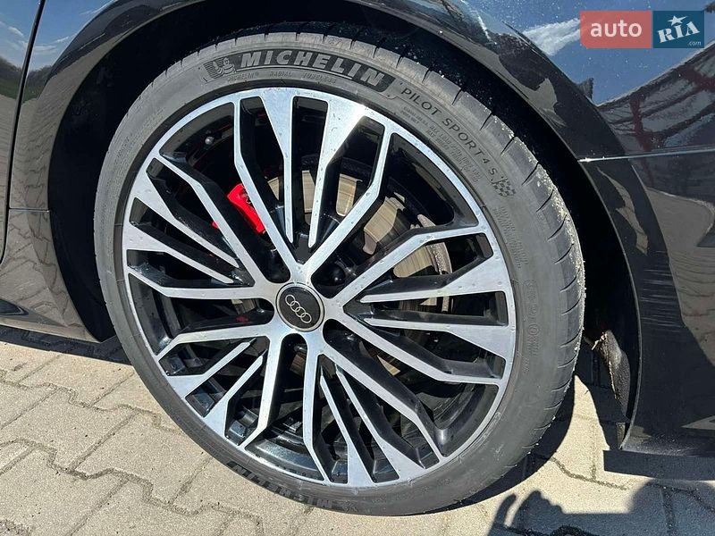 Универсал Audi A6 2018 в Виноградове