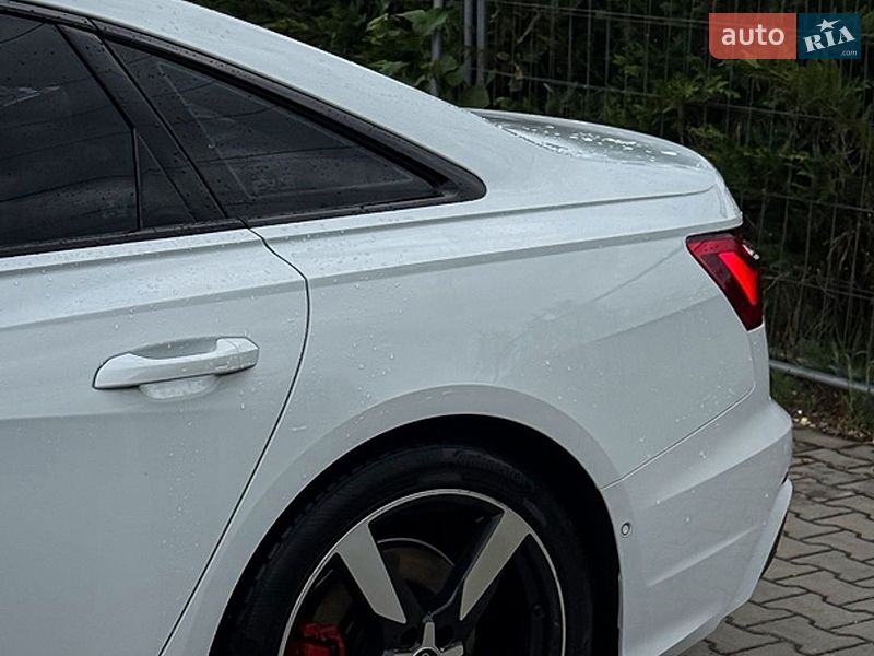 Седан Audi A6 2020 в Тячеве